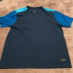 Oakley SS Shirt.